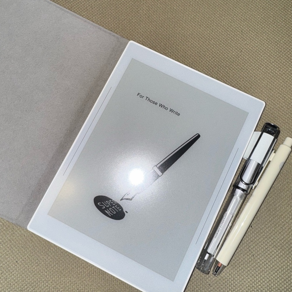 Supernote A6x2 Nomad E-ink Notebook with 2 Pens & cover